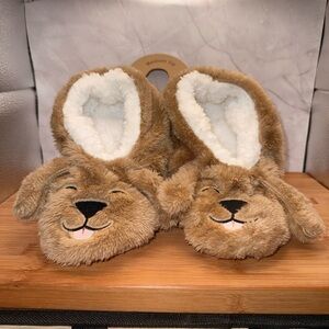 Faceplant Dreams Facetsies Dog Slippers NWT Cozy Plush womens Medium 7/8